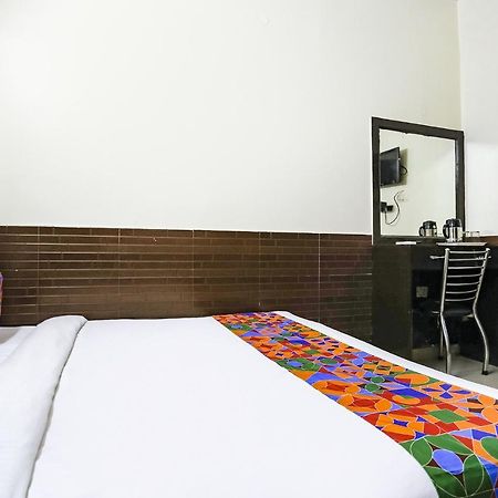 Fabhotel The Lazeez Nueva Delhi Exterior foto