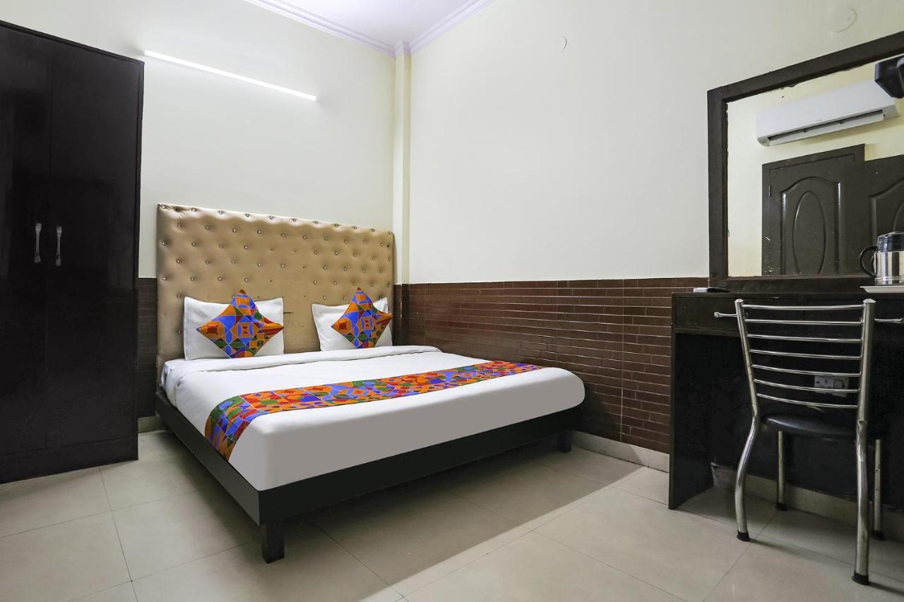 Fabhotel The Lazeez Nueva Delhi Exterior foto