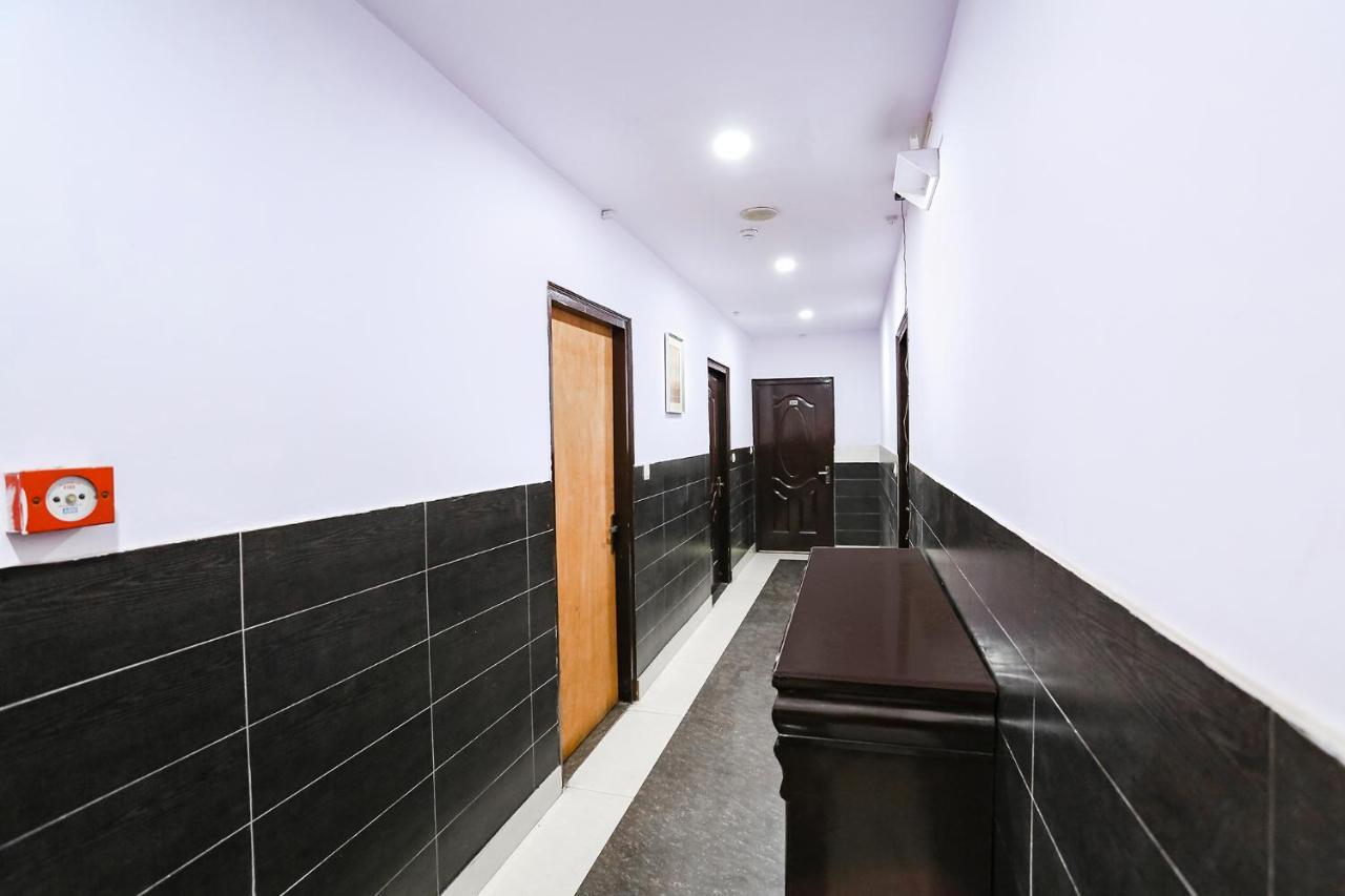Fabhotel The Lazeez Nueva Delhi Exterior foto