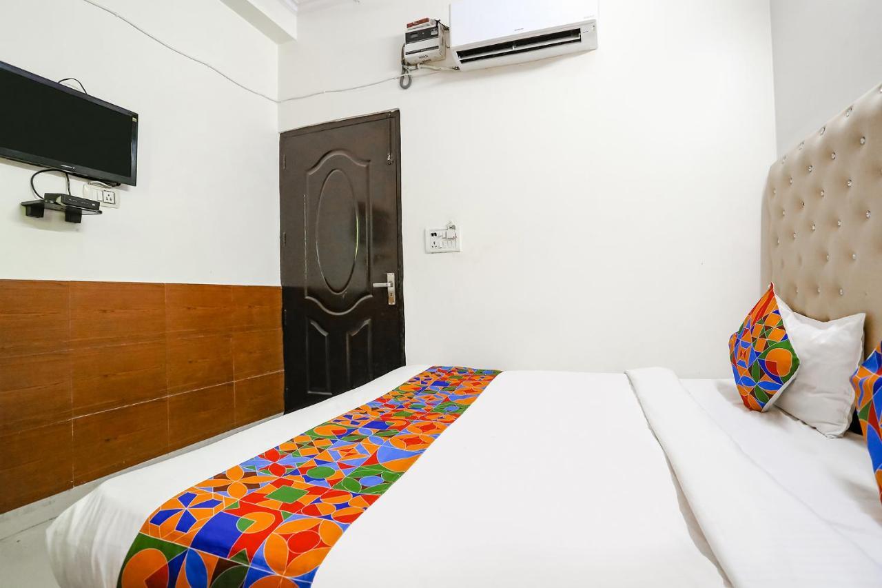 Fabhotel The Lazeez Nueva Delhi Exterior foto